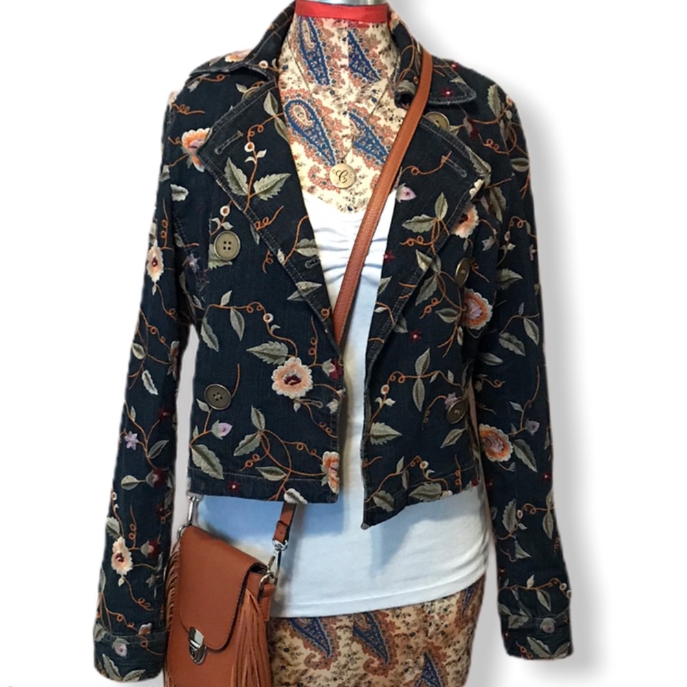 Vintage embroidered denim jacket